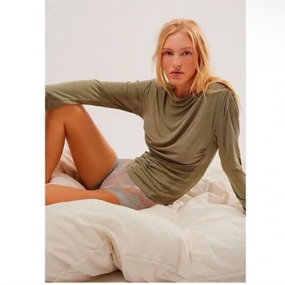 Free People NWT Night We Met Ruched Long Sleeve in Army Size XS - Picture 8 of 8